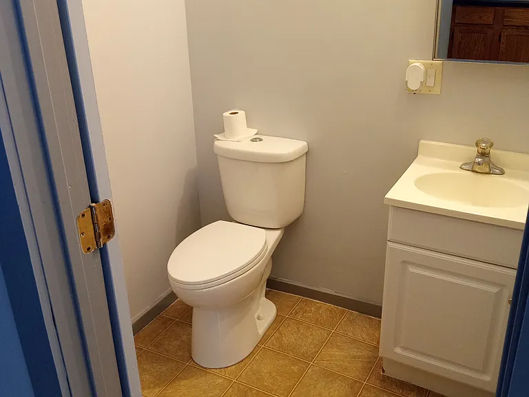 203 Dixon Ave #A — Photo 4