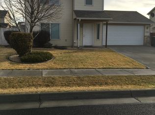 1720 NE 5th St, Hermiston, OR 97838