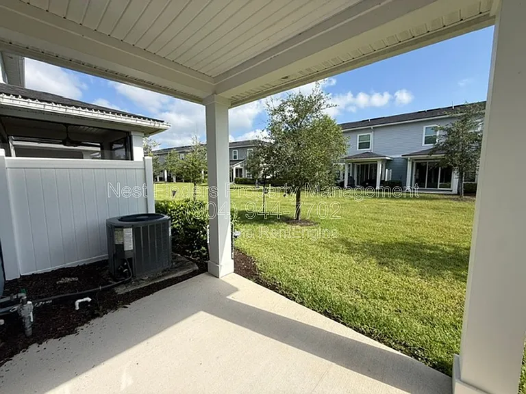 215 Pine Bluff Dr — Photo 20