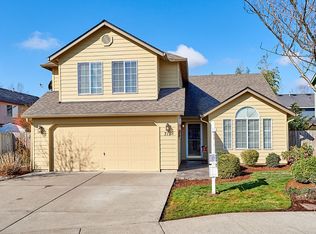 712 Toliver Dr, Molalla, OR 97038