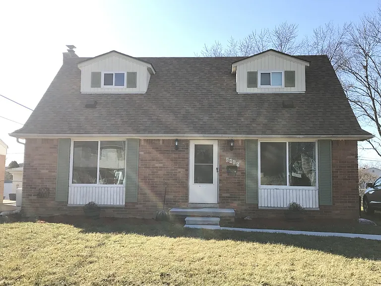 8485 Forrest Dr — Photo 1