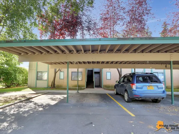 3061 Lois Dr, Anchorage, AK 99517