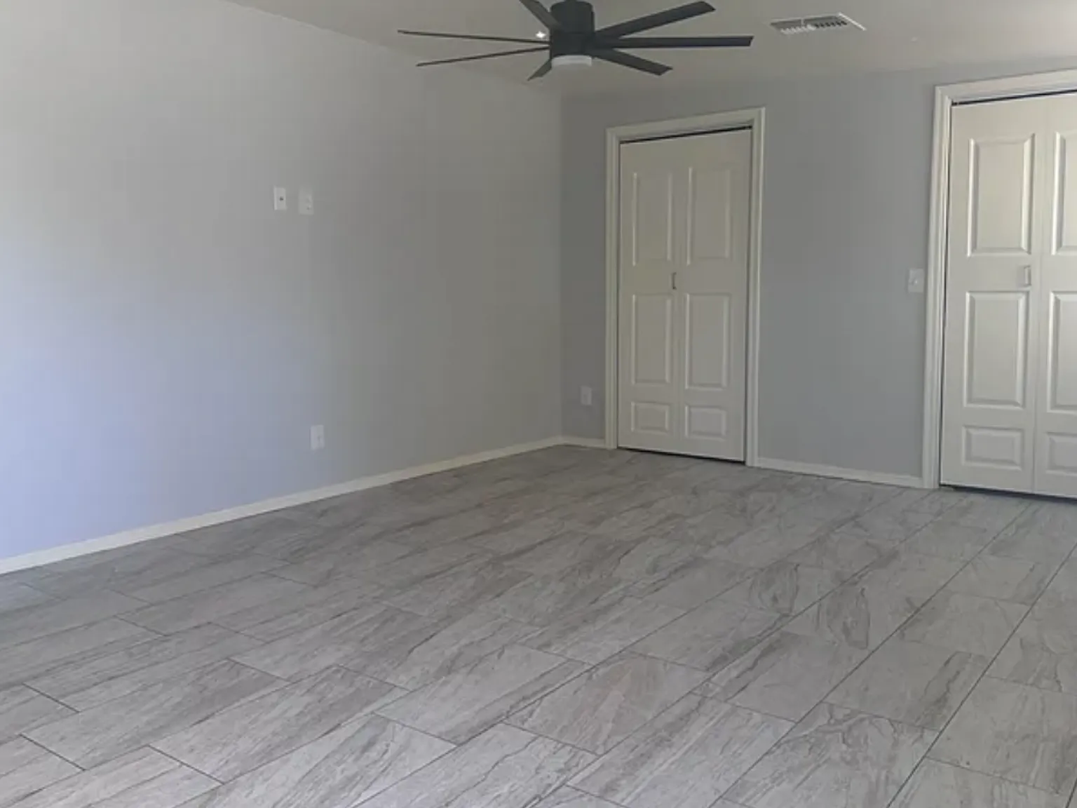 3 bed, 1350 sqft, $1,200 — Photo 1