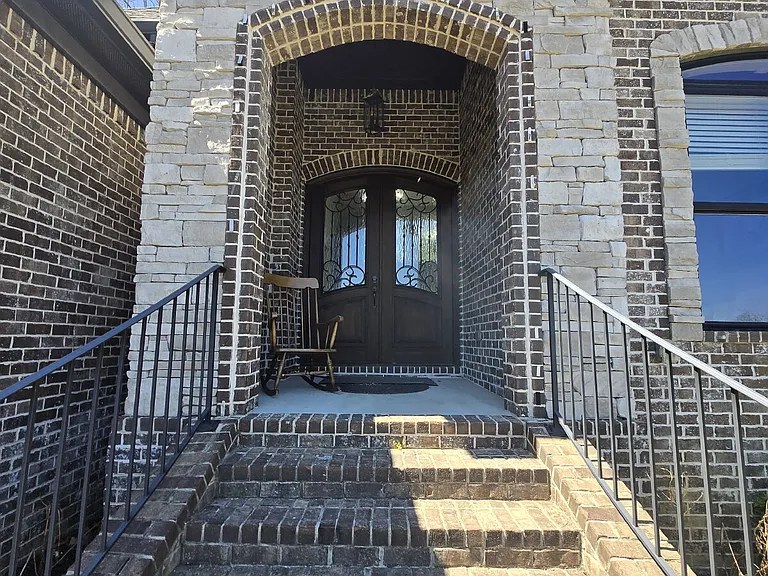 1780 Windstone Dr — Photo 4