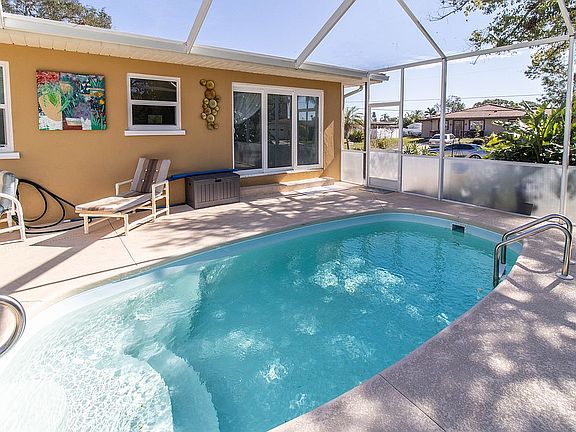 3rd image of 209 Westwinds Dr