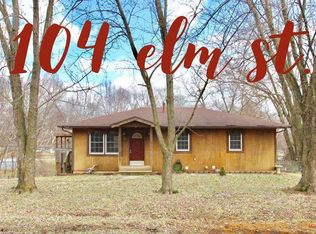 104 Elm St, Windsor, MO 65360