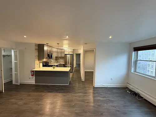 6010 Kennedy Blvd E #47 Photo 1