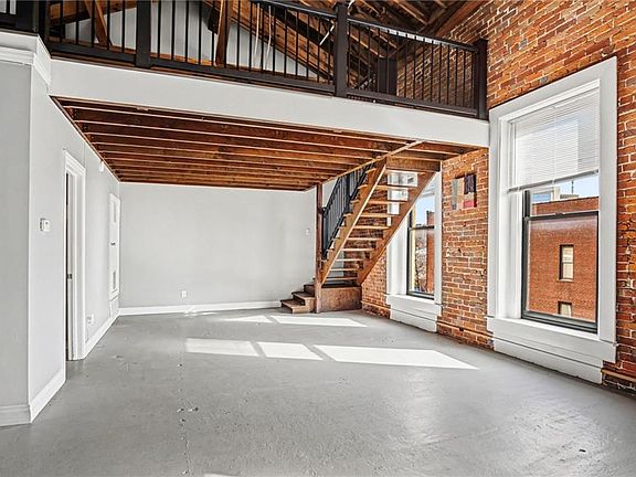 2nd image of 500 Delaware St #308