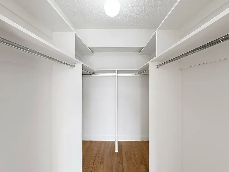 360 E 57th St #12B — Photo 8