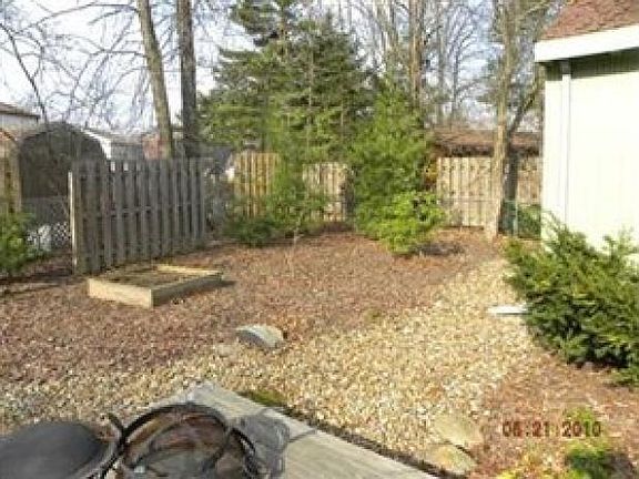 5th image of 361 Windward Dr