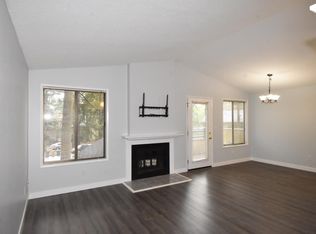7111 Montauk Cir, Lake Oswego, OR 97035