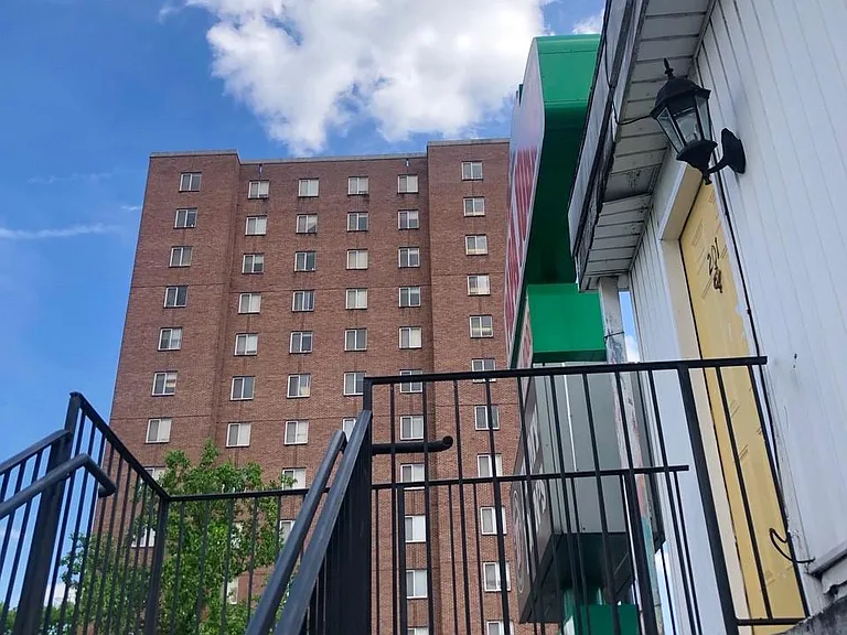 2316 W End Ave #201 — Photo 12