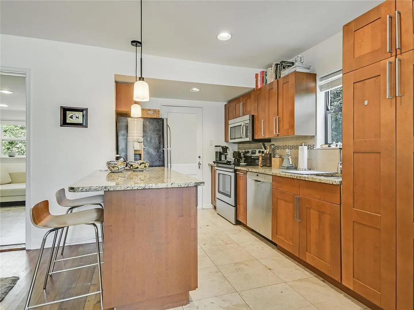 Classic 2 Bed House in Historic Hancock Neighborhood — Photo 4