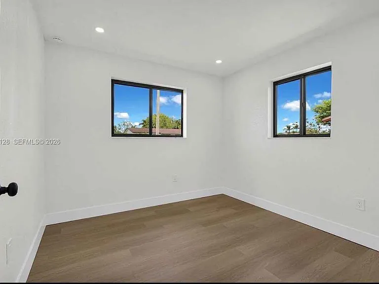 2980 NW 210th Ter — Photo 11