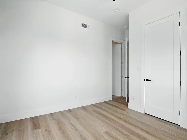 1425 N Garrett Ave #108 — Photo 14