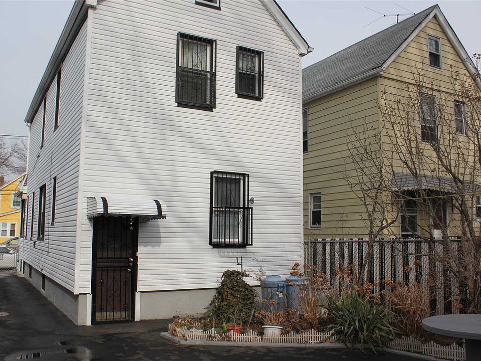 2nd image of 14712 115th Ave