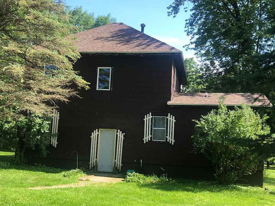 1st image of 812 6th Ave NE