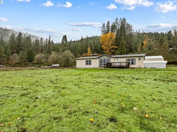 22170 Tiller Trail Hwy, Days Creek, OR 97429