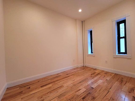 3rd image of 310 E 74th St #1T