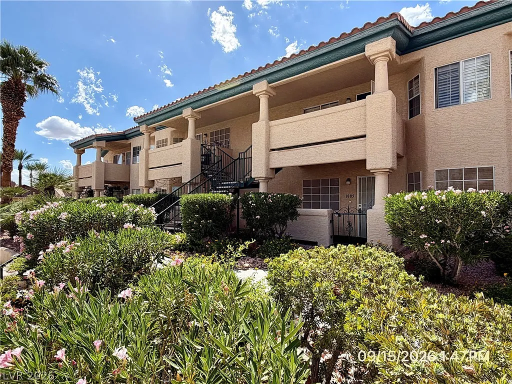 2 bed, 2.0 bath, 1148 sqft, $1,337 — Photo 1