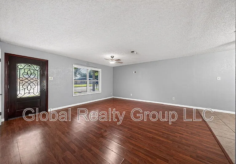 138 Bobolink Dr — Photo 10