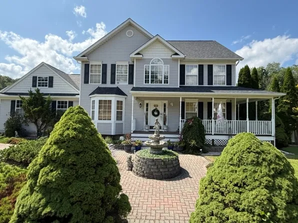 10 Macintosh Dr, Andover Twp., NJ 07848