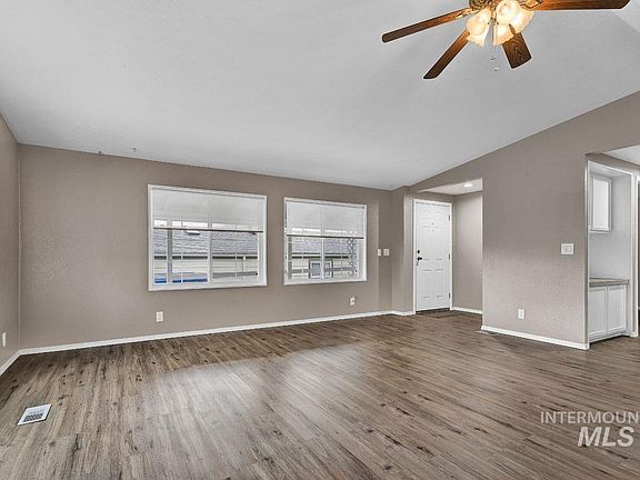 5th image of 1907 W Flamingo Ave Unit 46