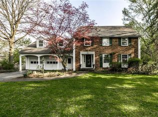 110 Marangale Rd, Manlius, NY 13104