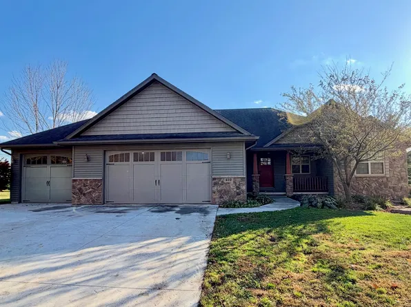 410 Aspen Grove Ln, Wausau, WI 54403