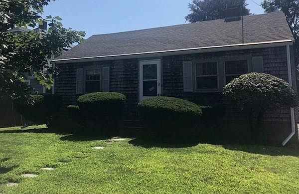 2nd image of 232 Pleasant St