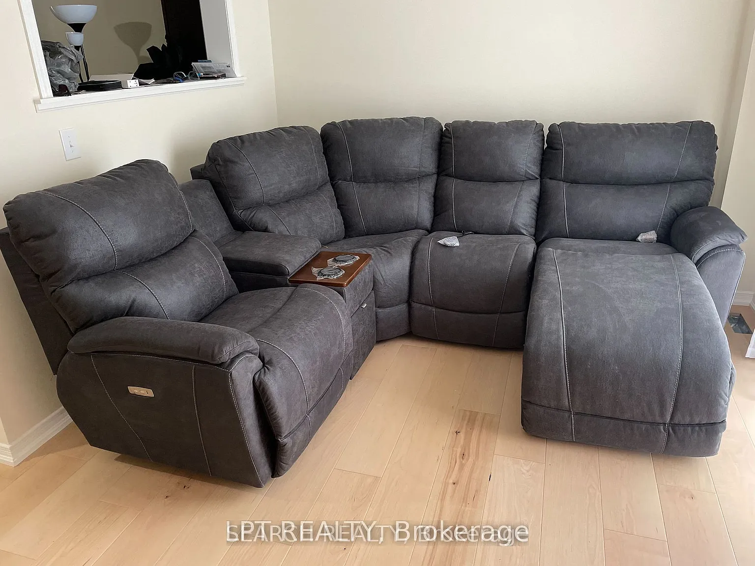 3 bed, $2,650 — Photo 3
