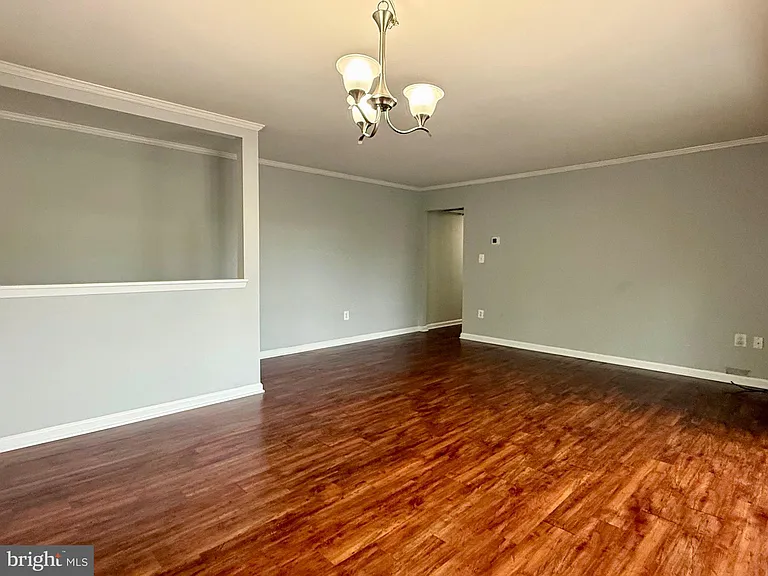 3240 S 28th St #302 — Photo 2