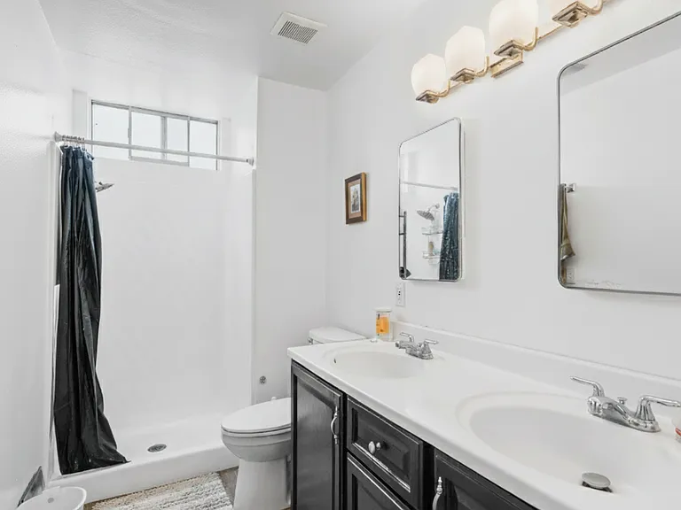 3964 Manzanita Dr #B3 — Photo 12
