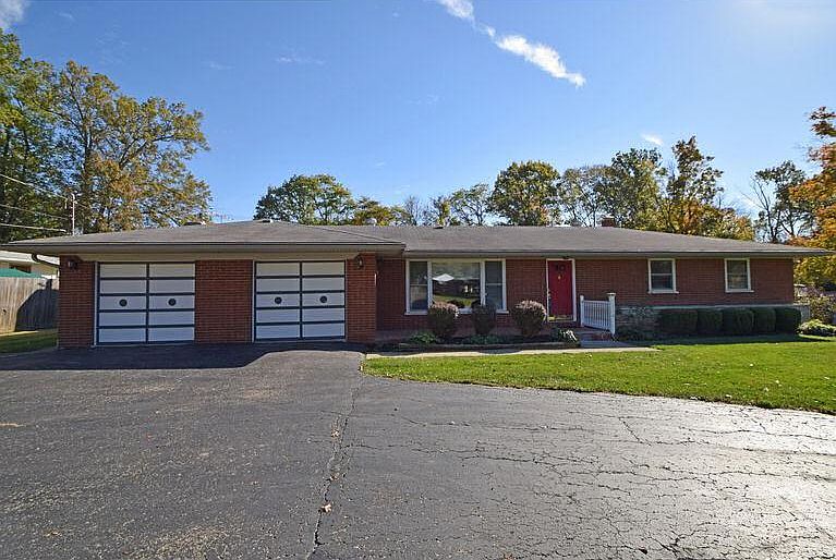 1st image of 4132 Brookfield Dr