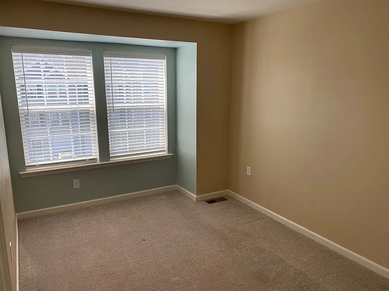 37 Cecily Way — Photo 23