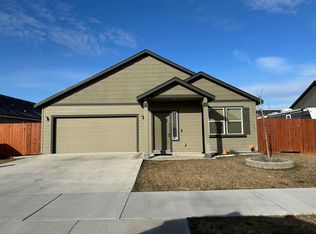 630 S Rees St #A, Moses Lake, WA 98837