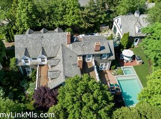 14 Peases Point Way S, Edgartown, MA 02539