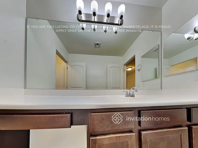 1265 E Palomino Way — Photo 17