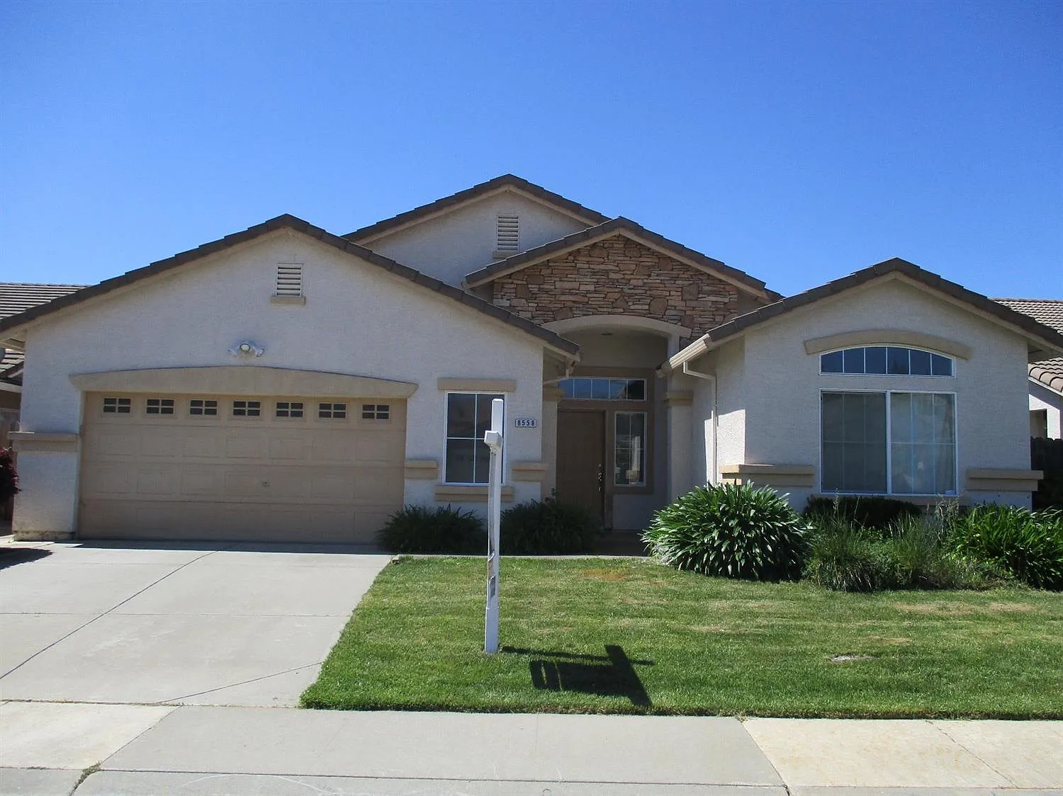 8558 Mountain Bell Dr photo 1