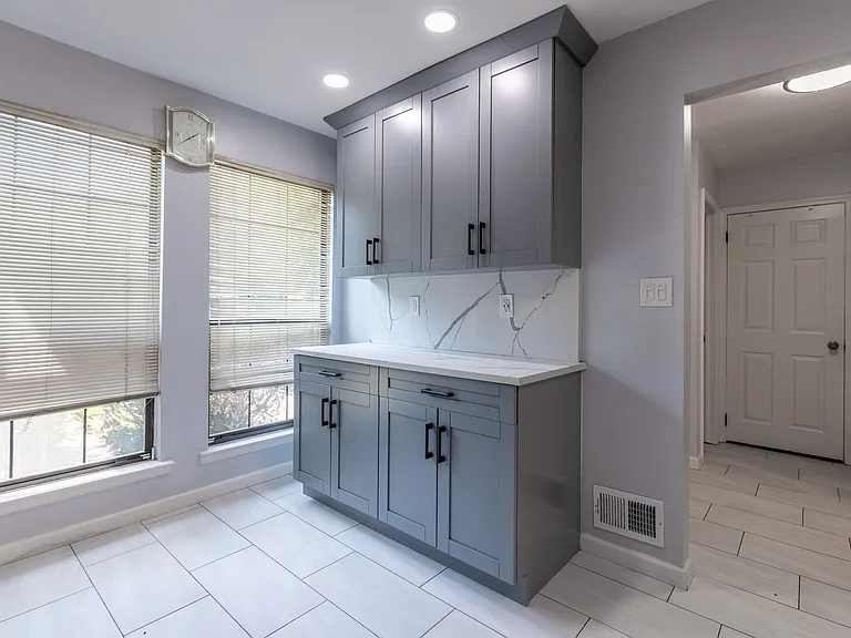 2705 Cricket Cir — Photo 4