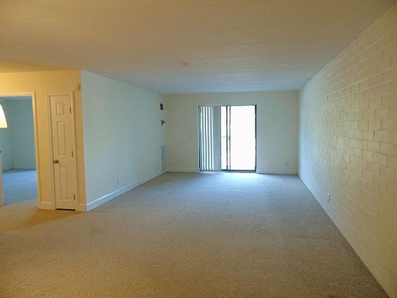4th image of 185 Quincy Shore Dr #21