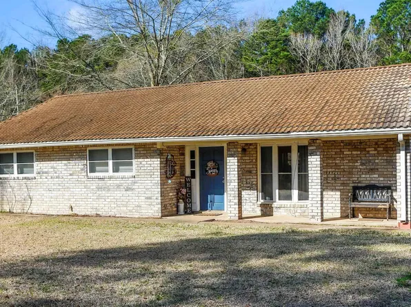 297 Boling Ln, Waskom, TX 75692