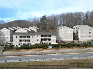 229 E King St, Boone, NC 28607