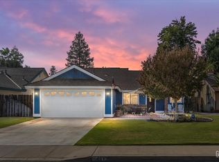 4613 Angelain Ln, Bakersfield, CA 93311