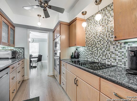 4th image of 4619 Pinecomb Woods St