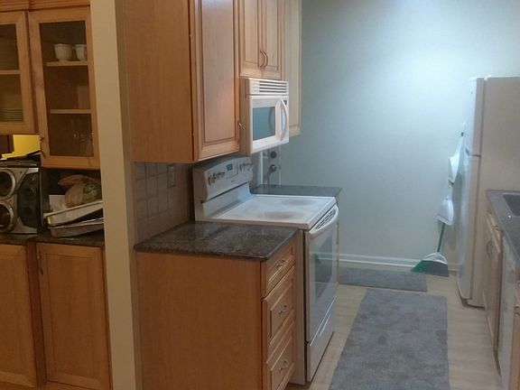 4th image of 29318 E Brittany Ct