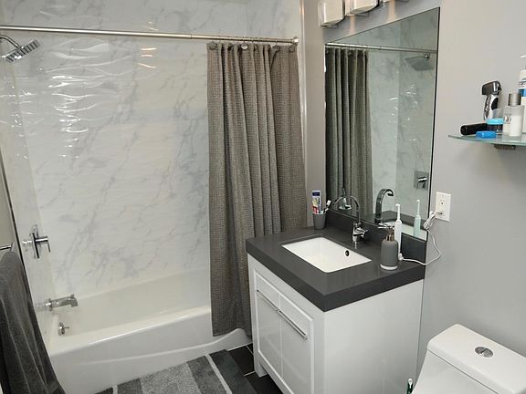 5th image of 940 Jones St APT 7