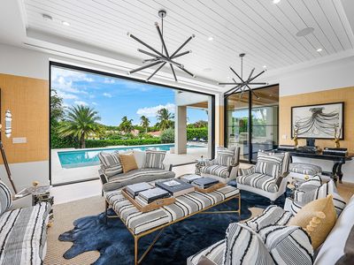 10 Harbour Drive S, Ocean Ridge, FL, 33435