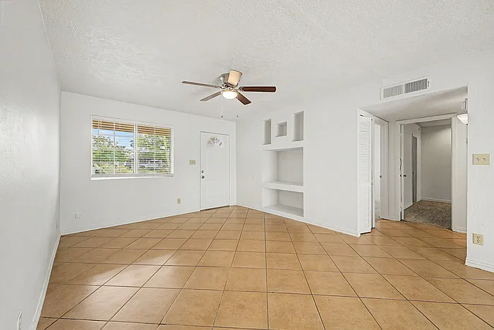18238 N 10th Dr — Photo 5