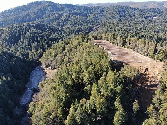 3rd image of Redwood Hwy